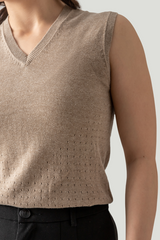V-NECK POINTELLE VEST