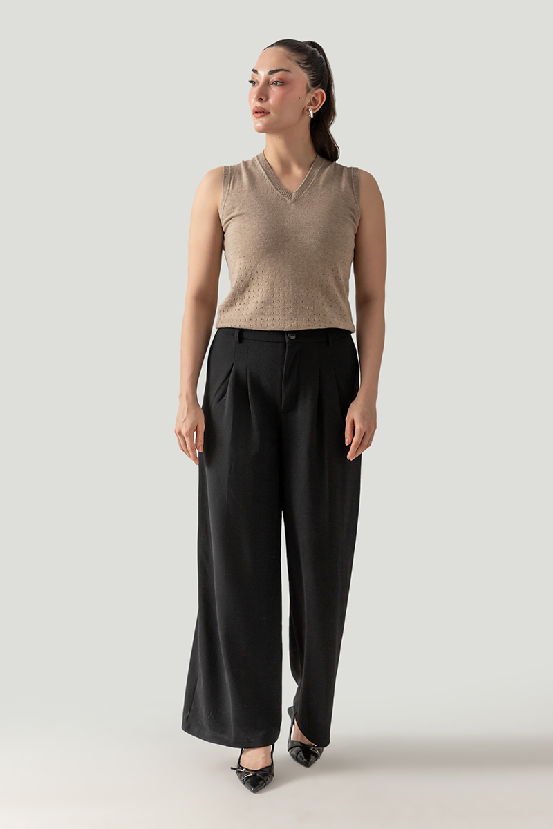 V-NECK POINTELLE VEST