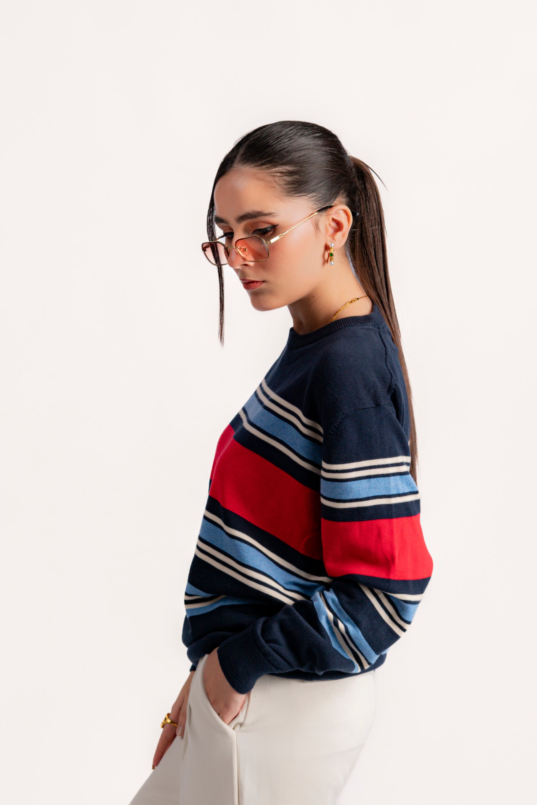 NAVY BLUE STRIPED KNIT JUMPER