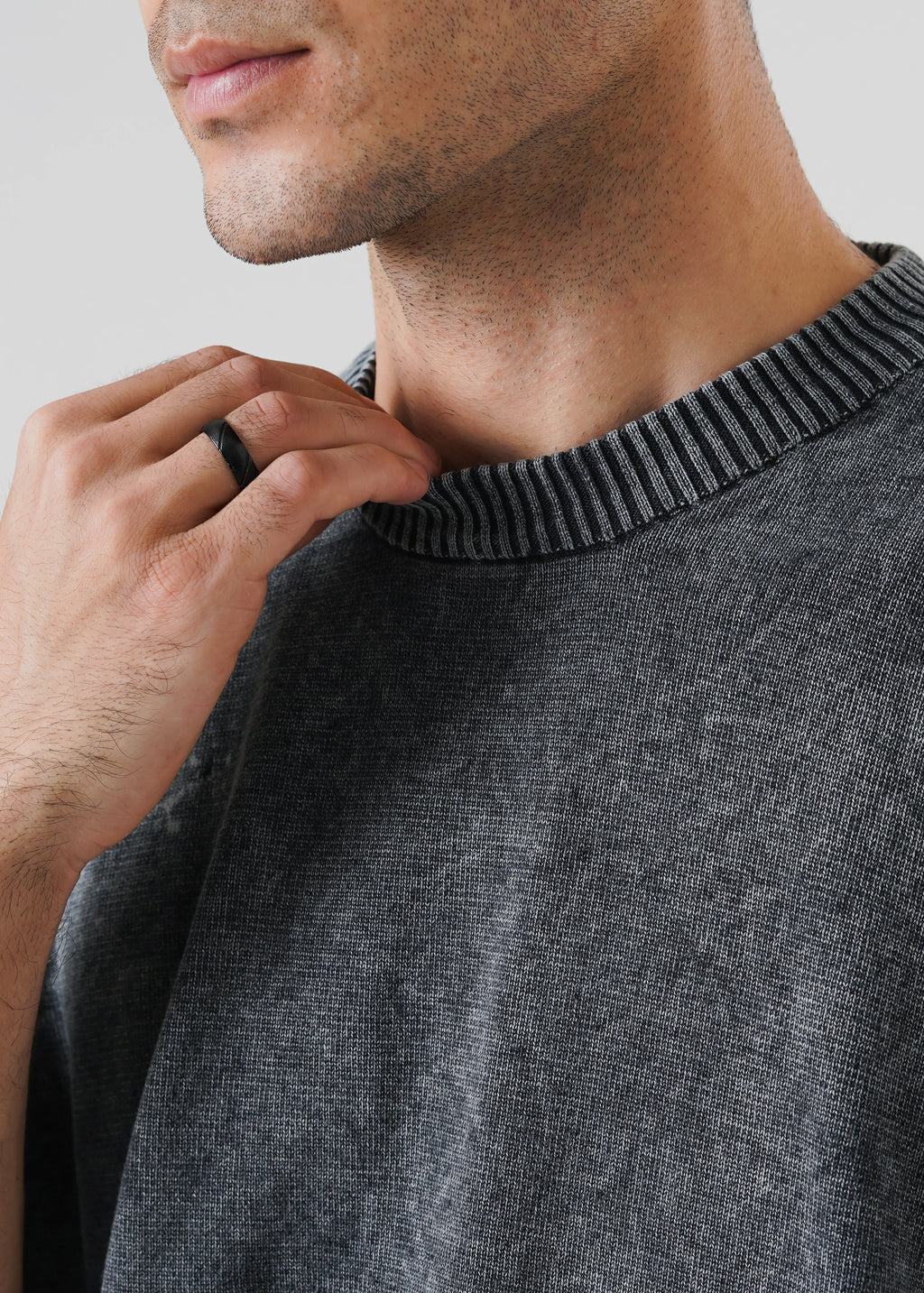 WASHED REVERSE LINKED OVERSIZED KNIT T-SHIRT