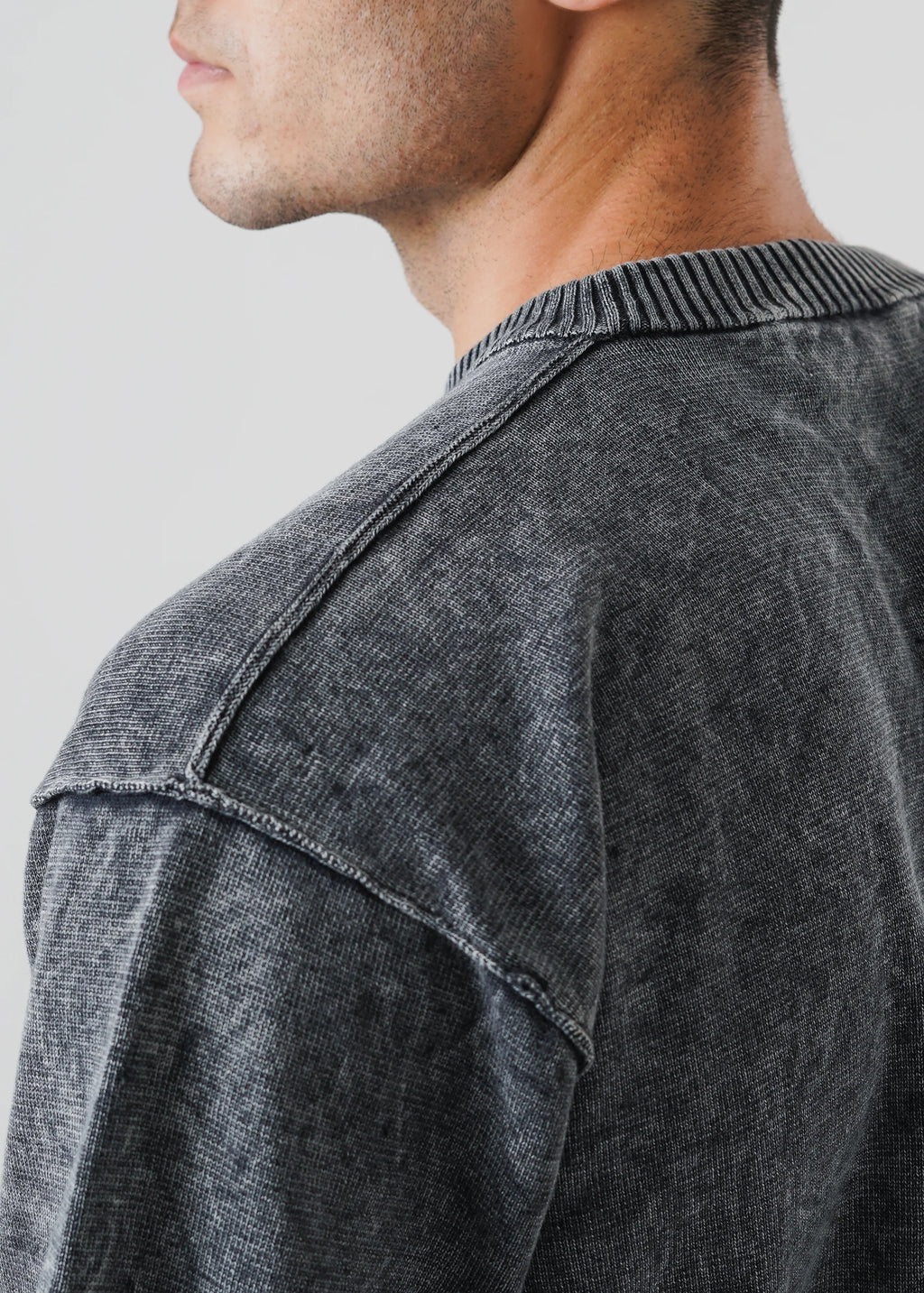 WASHED REVERSE LINKED OVERSIZED KNIT T-SHIRT