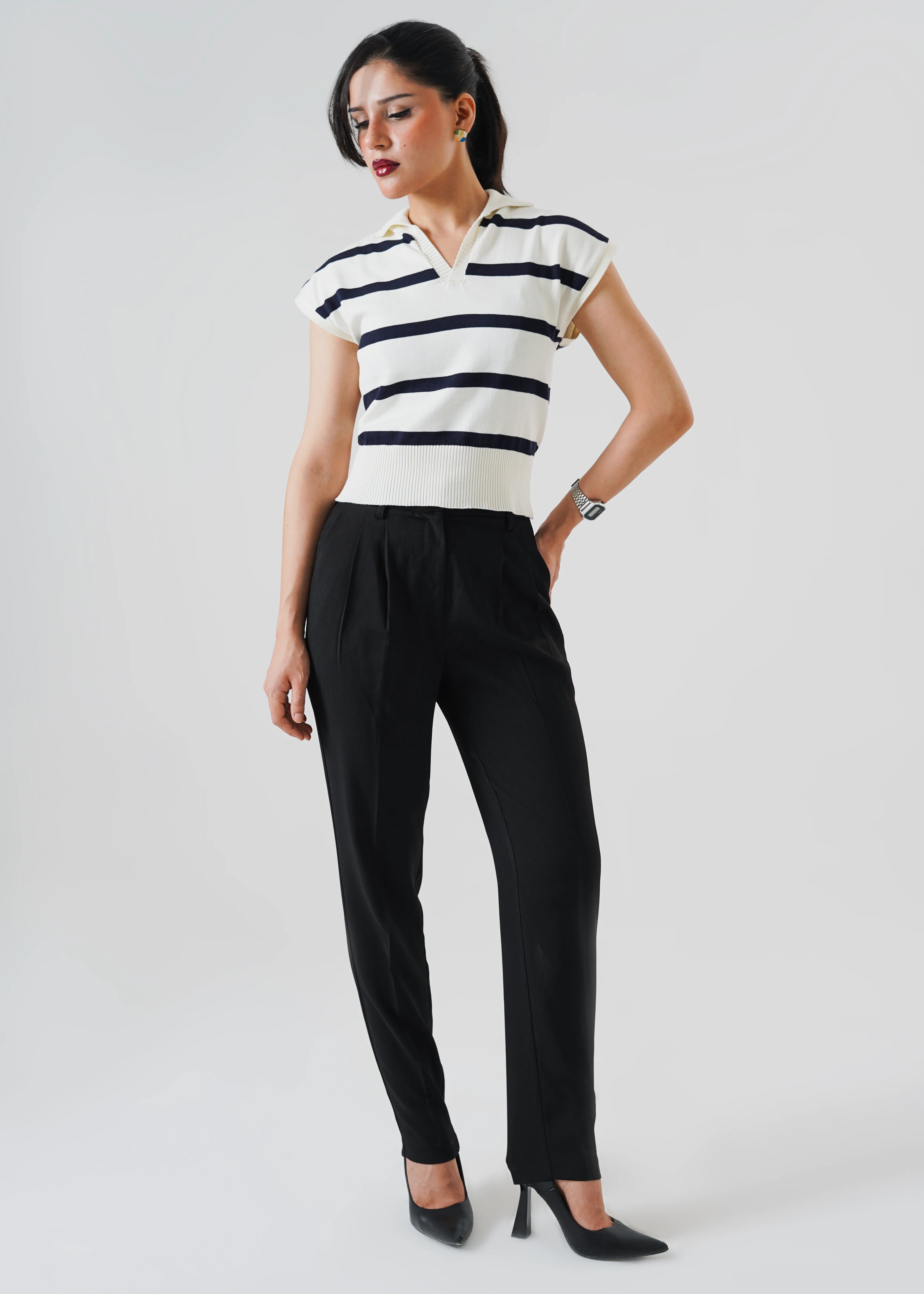 STRIPPED SLEEVELESS CROPPED KNIT POLO